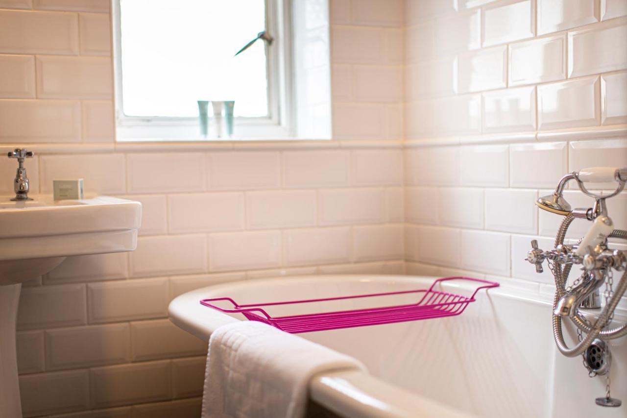 Escape Boutique B&B Llandudno Bagian luar foto